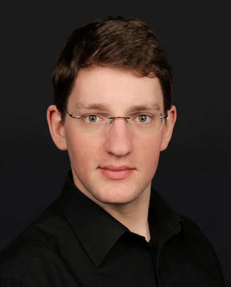 Porträt: Prof. Dr. phil. Samuel Tomczyk